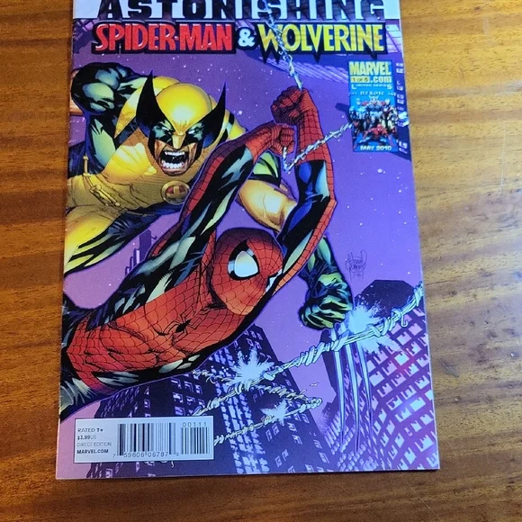 Marvel Spider-Man & Wolverine Comic with Purple and Red Cover - Picture 1 of 2